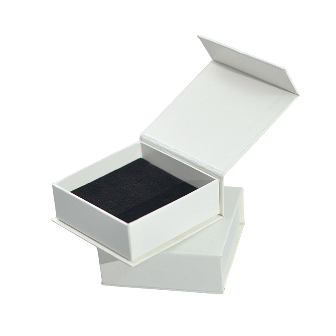 custom-locket-boxes